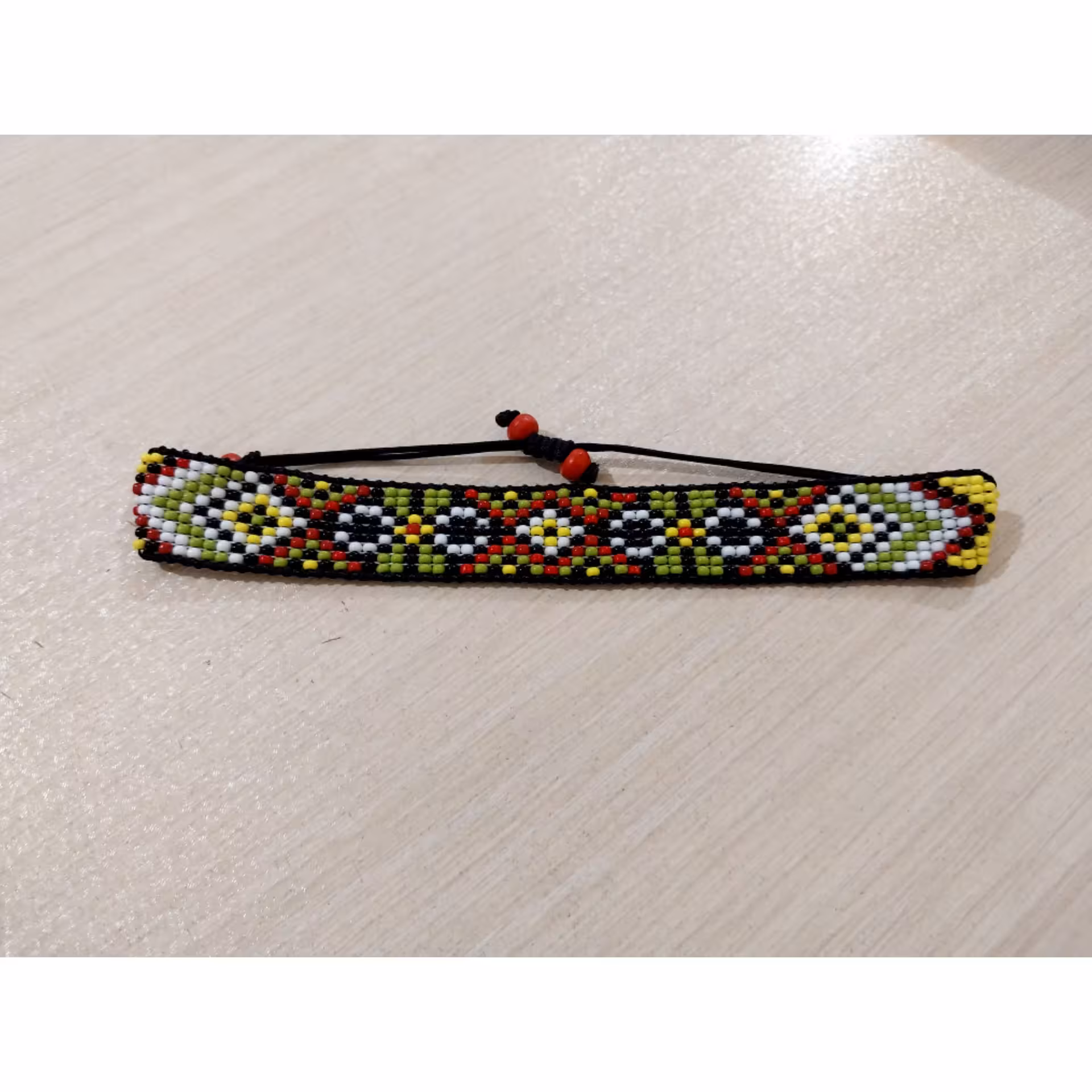 دستبند طرح سنتی