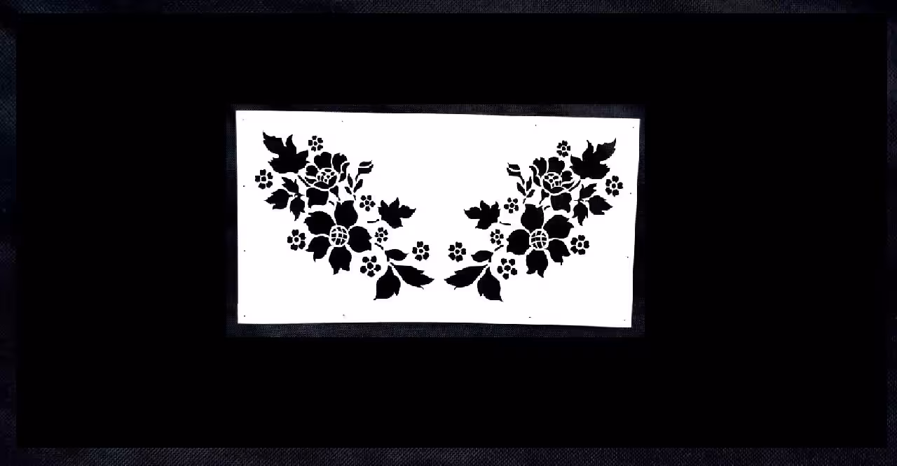 استسیل دور کیک طرح حاشیه و گل