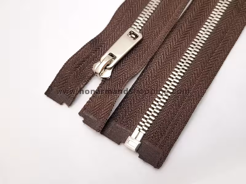 زیپ کاپشنی فلزی رنگ قهوه ای دندانه نیکل (طول 70 سانت)