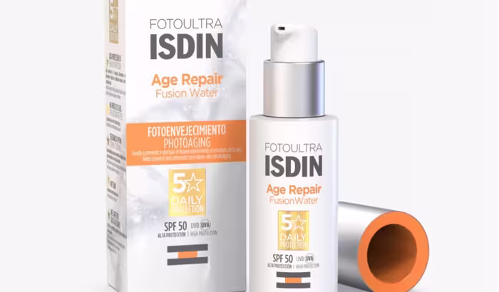 ضد آفتاب ضد چروک بی رنگ فیوژن واتر ایزدین Isdin Fotoultra Age Repair Spf50 50ml