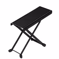 زیر پایی سناتور