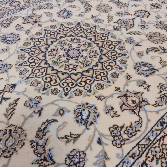 فرش دستبافت یک و نیم متری مدل نایین کد 1205 یک جفت