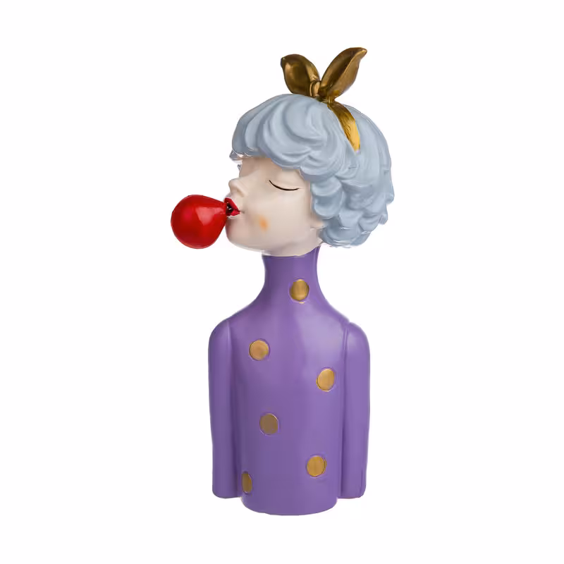 مجسمه دختر آدامسی