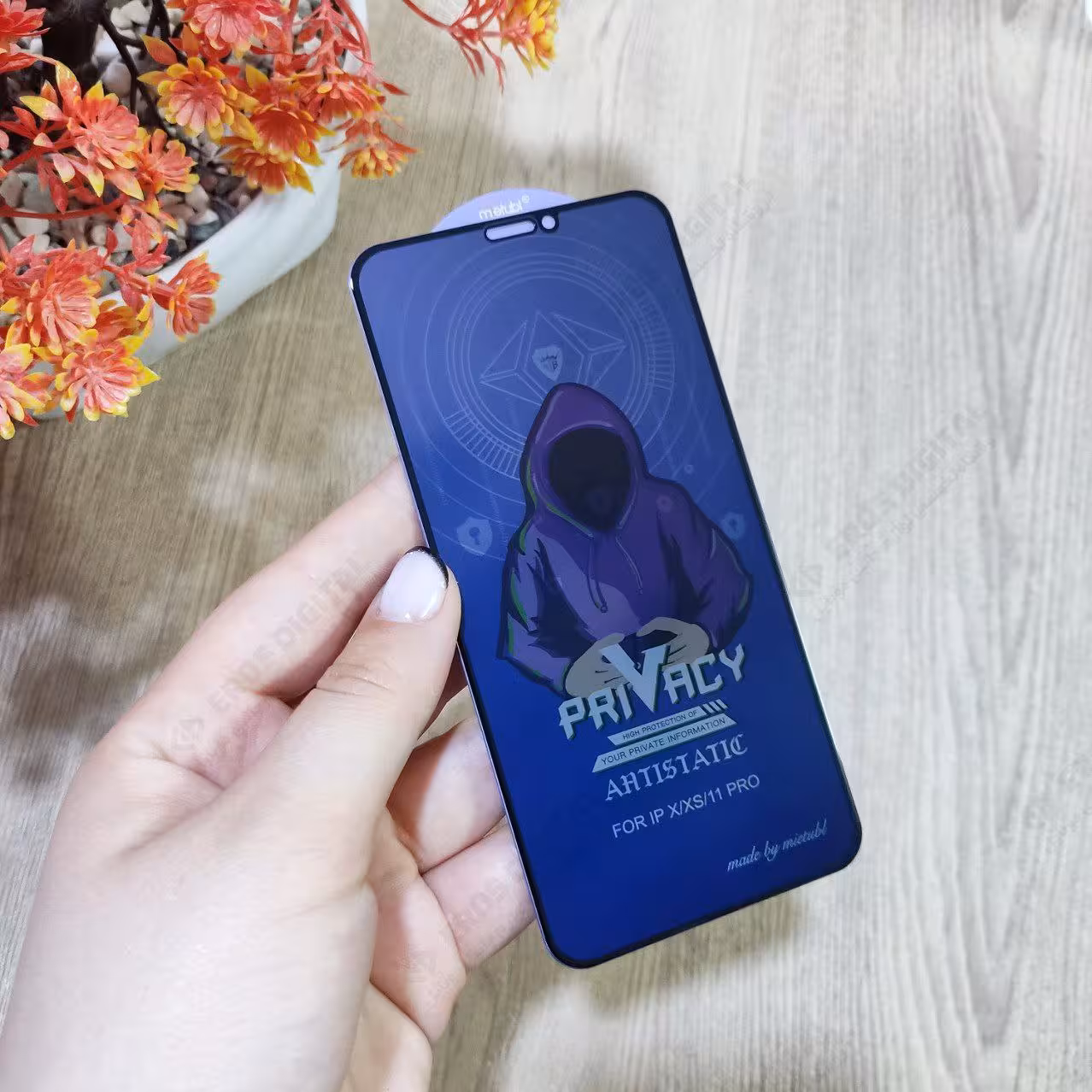 گلس پرایوسی iPhone X / XS / iPhone 11 Pro برند میتوبل