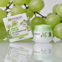 کرم آبرسان انگور گارنیر مناسب پوست نرمال و مختلط 50 میل          GARNIER GRAPE CREAM DAILY REFRESHING CARE