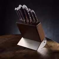 ست چاقوی بلوکی Pirge مدل Elite | شامل 6 عدد چاقوی فولادی ضدزنگ | پایه‌ نگهدارنده‌ چوبی برای نظم و دسترسی آسان | طراحی ارگونومیک برای استفاده‌ راحت | مناسب برای برش، خرد کردن و آماده‌ سازی انواع مواد غذایی | قابل شست‌ و شو دستی | ترکیب زیبایی و عملکرد در آشپزخانه