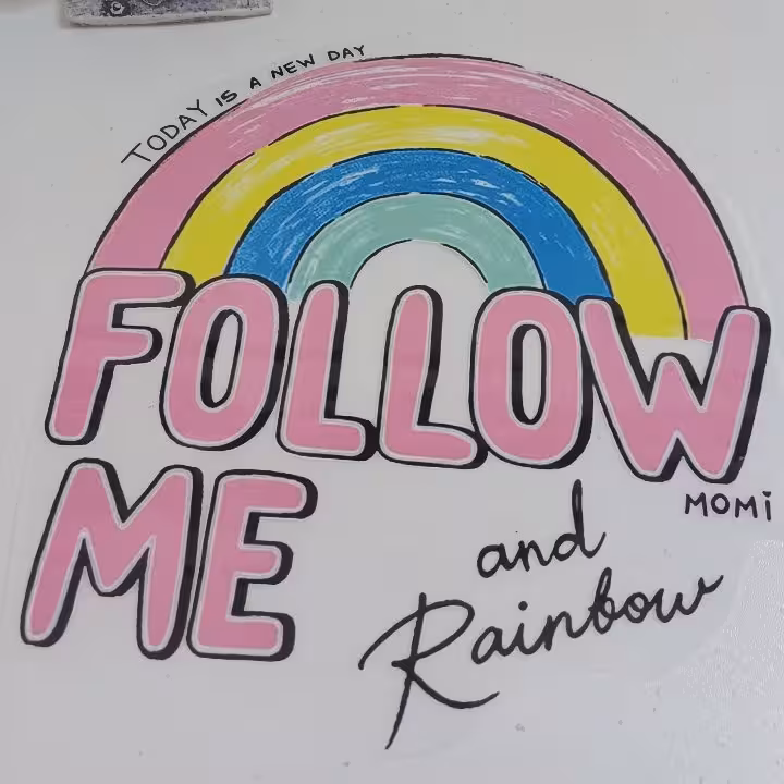 برچسب حرارتی لباس طرح رنگین کمان