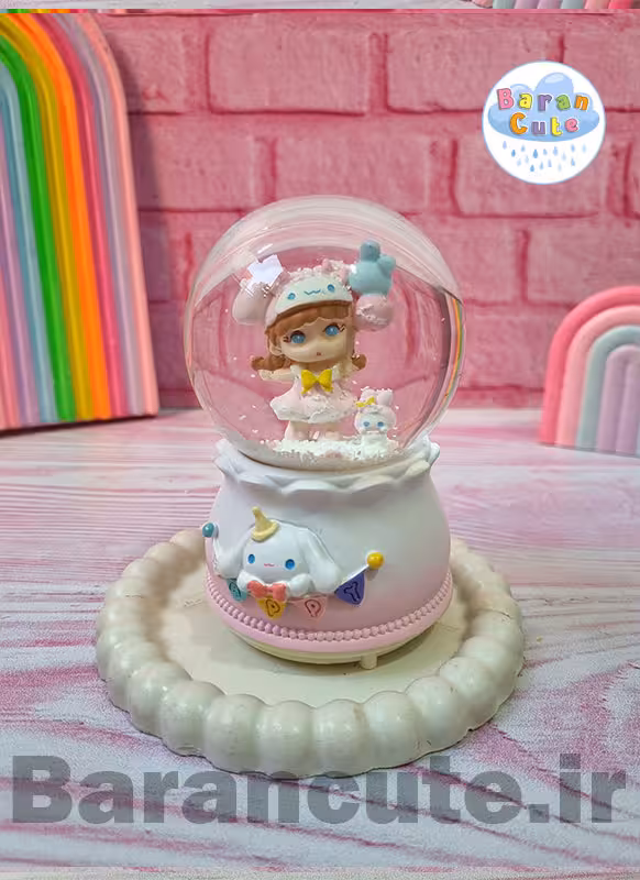 گوی موزیکال برفی چراغ دار (سایز متوسط) طرح دختر و سینامورول صورتی
