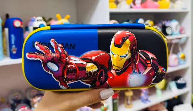 جامدادی کتابی برجسته طرح مرداهنی 3