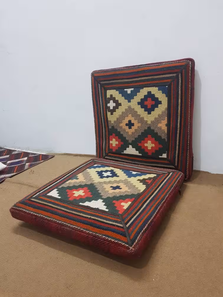 پشتی و نشیمن سنتی گلیمی کد 101797