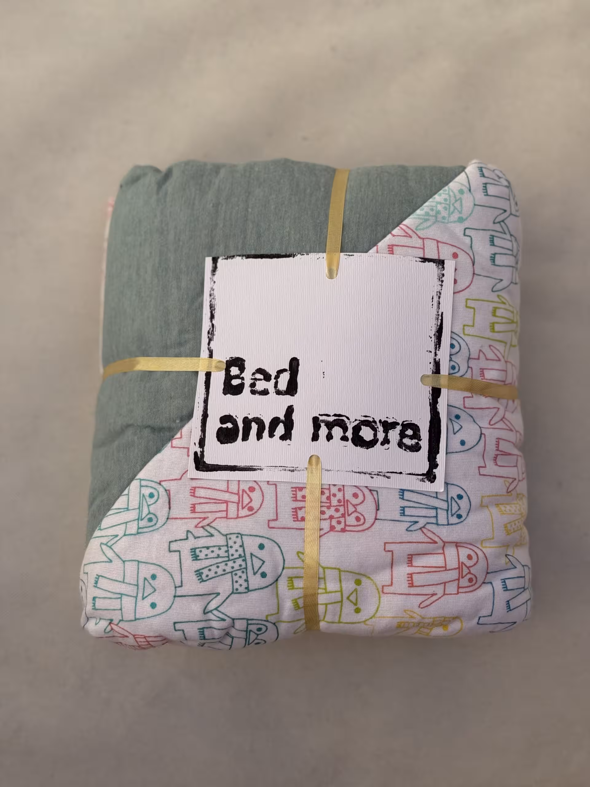 روتختی تک نفره سه تکه کدM24 (کاور تشک،روانداز،یک عدد روبالشتی)