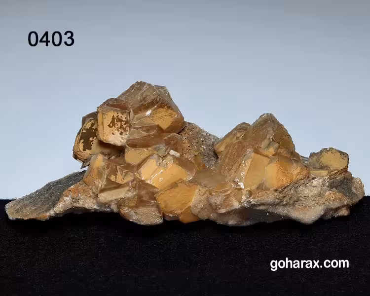 سنگ زینتی فلوریت با همرشدی کوارتز