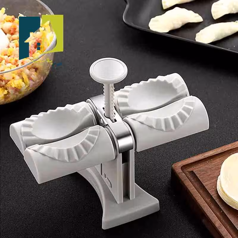 پیراشکی و سمبوسه زن دوبل