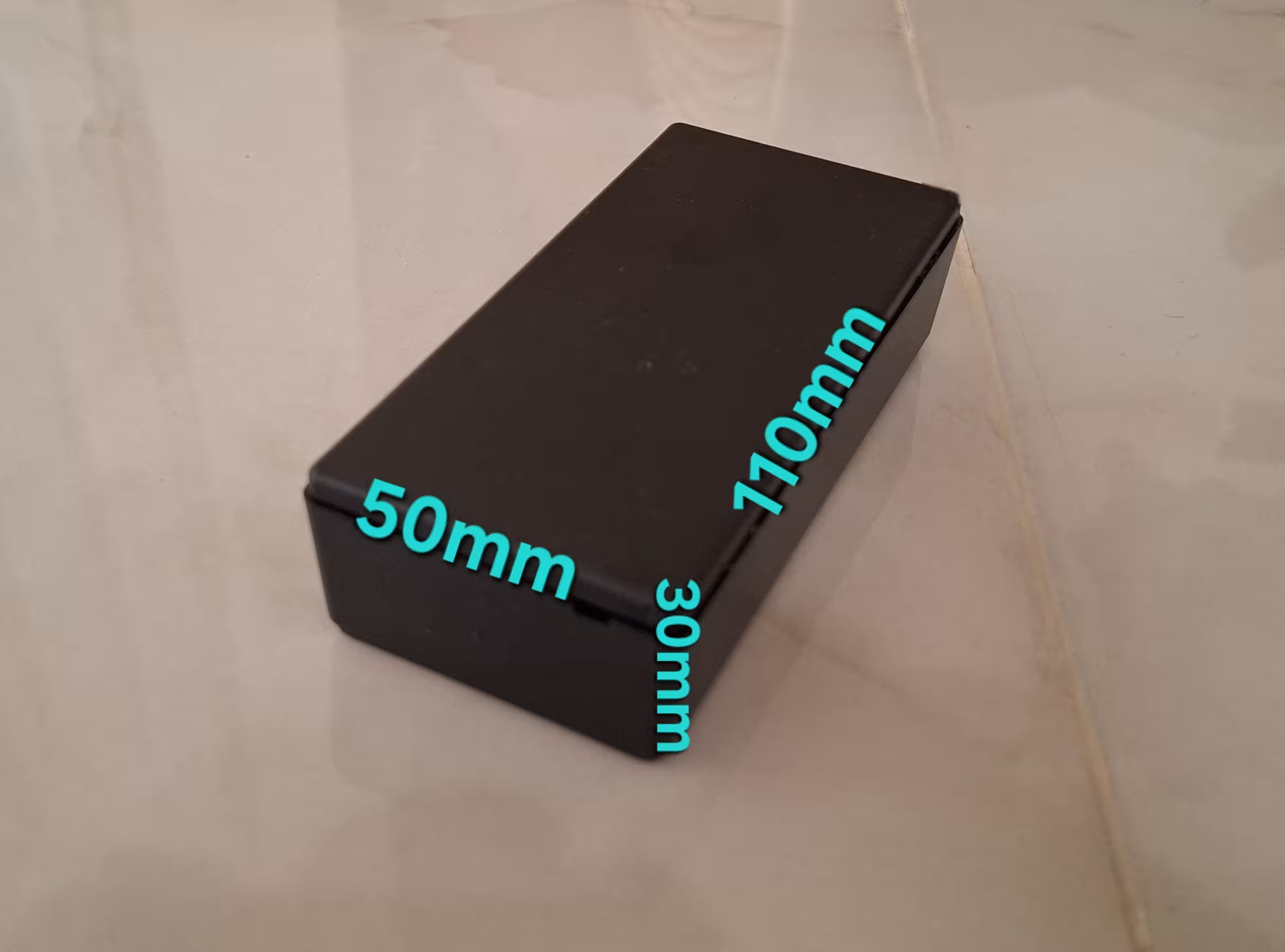 جعبه پلاستیکی رومیزی سیاه