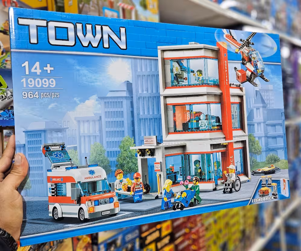 لگو بیمارستان Lepin 19099