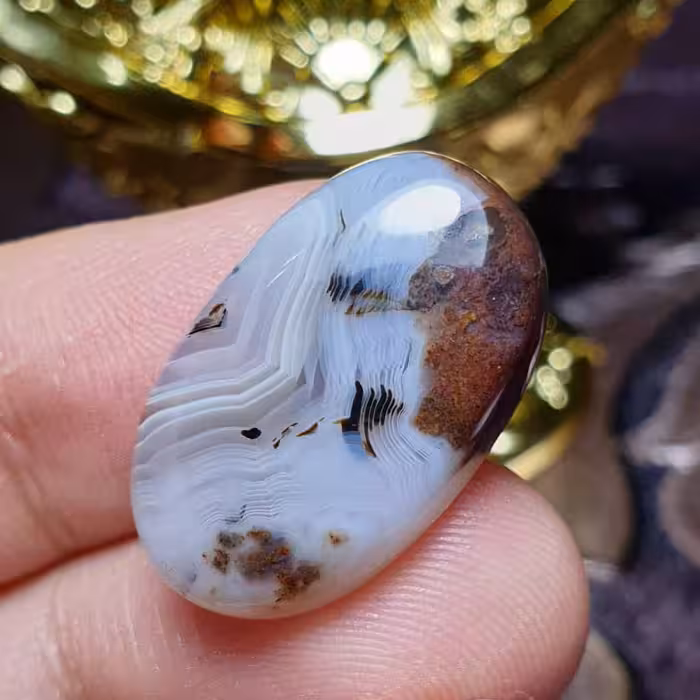  نگین فوق العاده زیبای سنگ خاص صد درصد طبیعی عقیق سلیمانی خاص اصل قائن
کد  25938