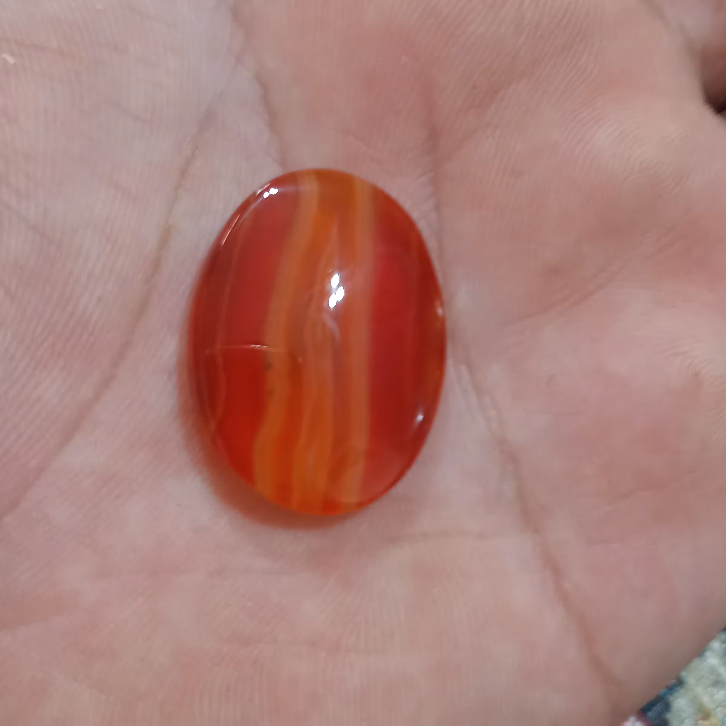 نگین عقیق رگه دار معدنی