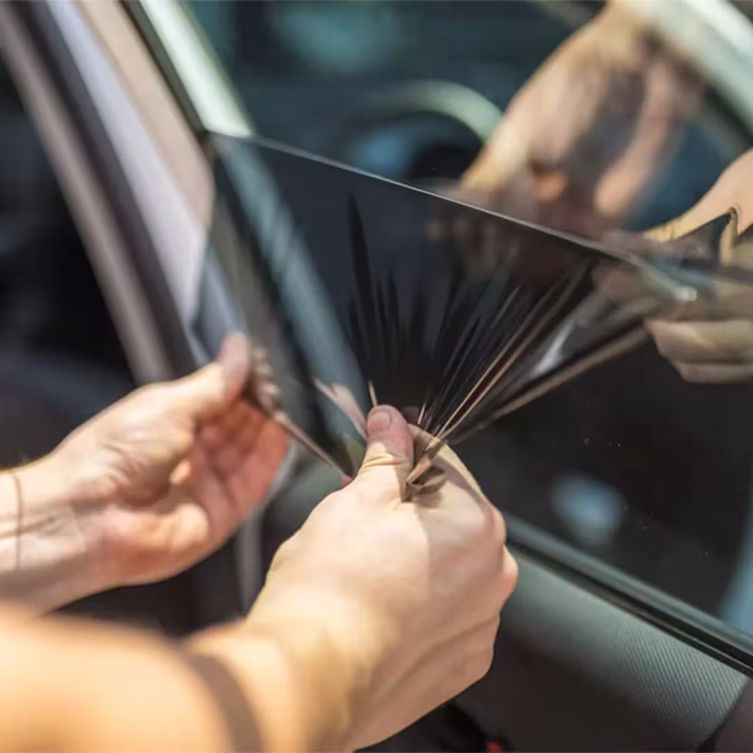 برچسب شیشه دودی رفلکس خودرو تیگو 5 درجه یک ویژه نصب در محل (شمال و شمال غرب تهران)