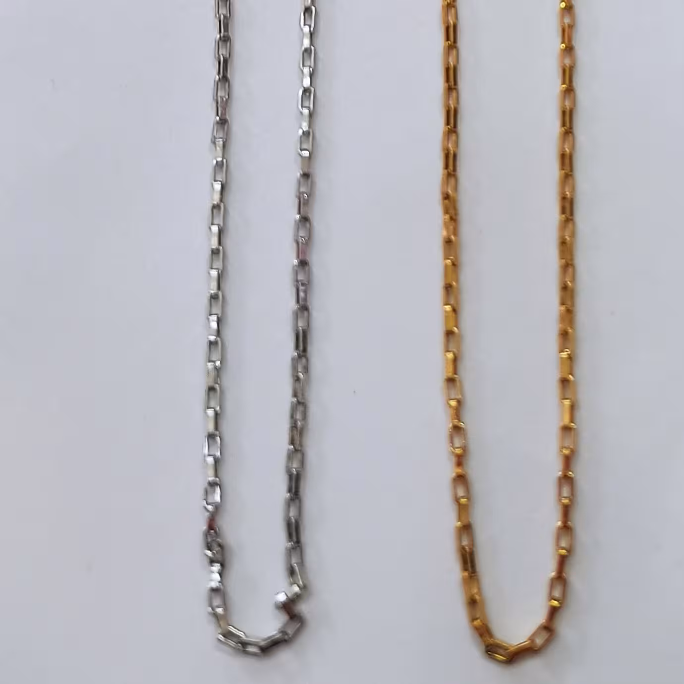 زنجیر دیپلمات 60 سانتی جهت پلاک انداختن سایز ریز  استیل رنگ ثابت 