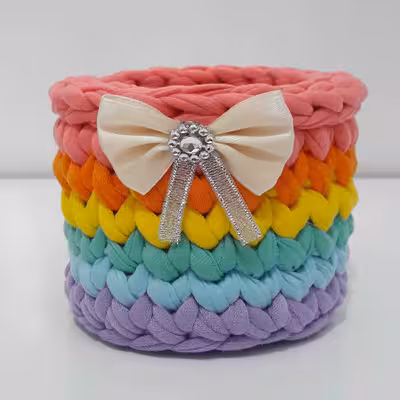 سبد قلاب بافی تریکو مدل رنگین کمانی کد 03 مجموعه 2 عددی