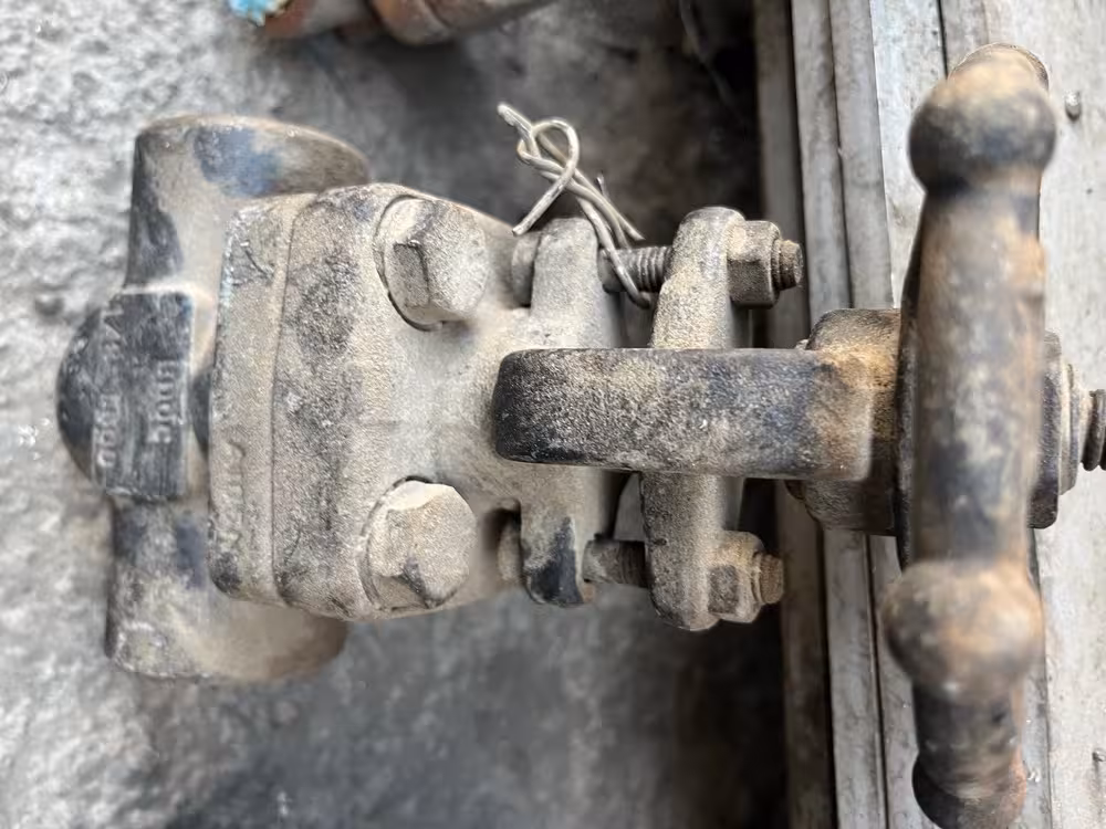شیر کشویی 1/2 اینچ دنده کلاس 1500 از جنس  TRIM A105N  STEM A105N  DISC A105N BODY A105N