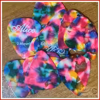 پیک گیتار آلیس