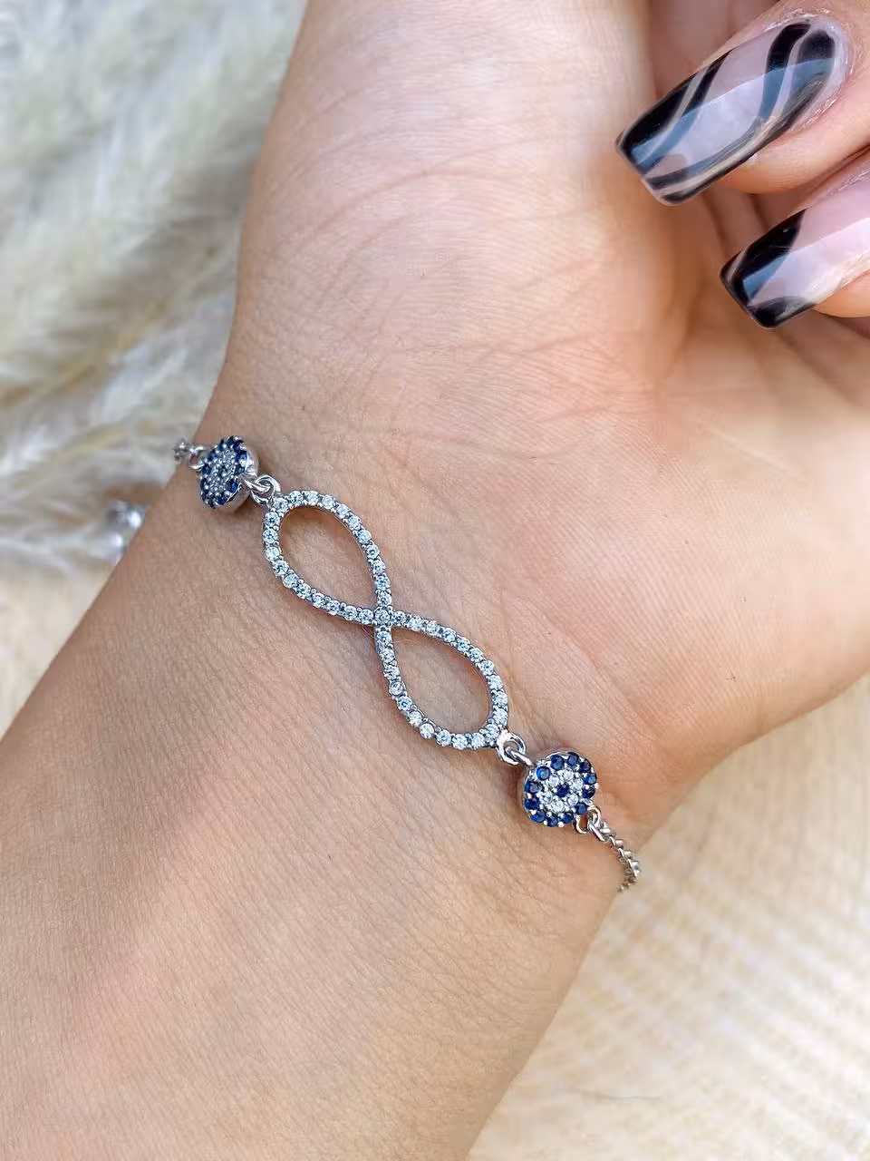 دستبند بی نهایت چشم نظر جواهری نقره کد 30032