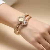 ساعت نگینی زنانه وارداتی به همراه دستبند رایگان 22521