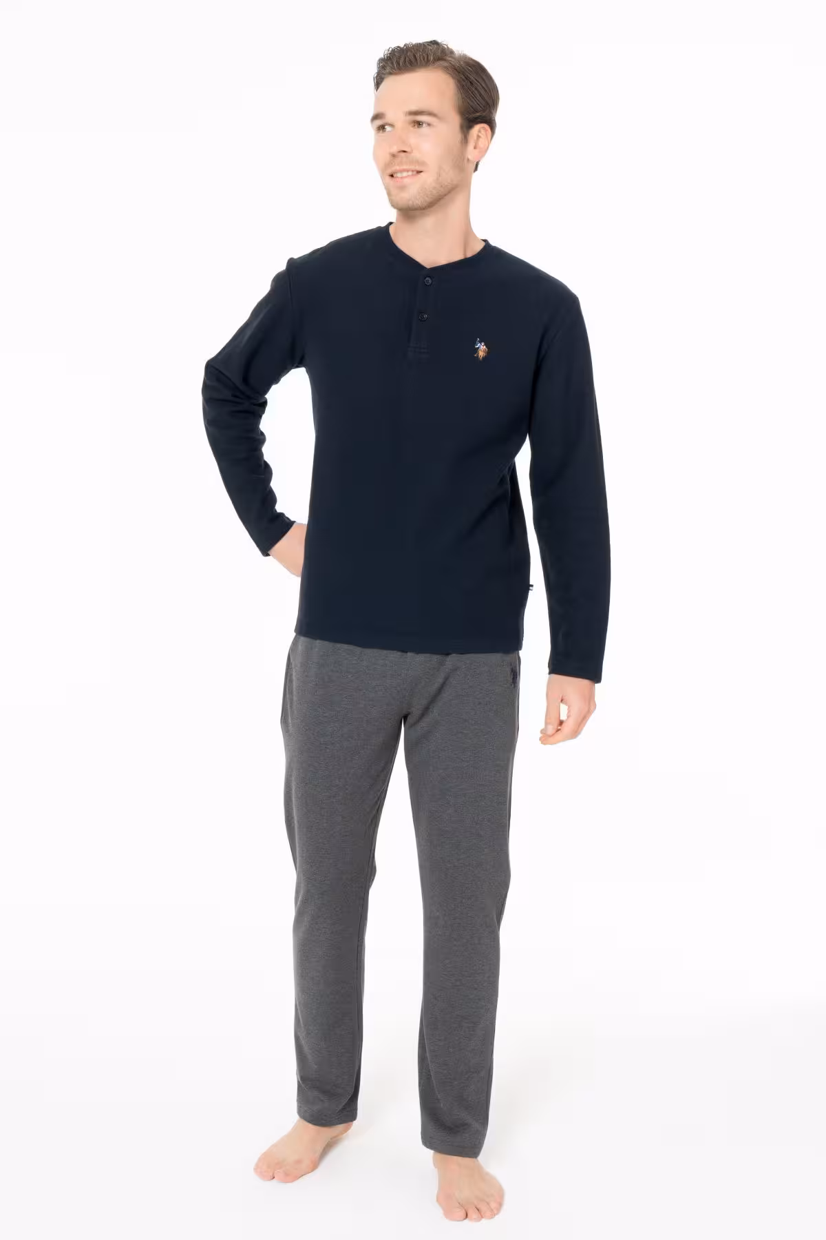 ست پیژامه مردانه U.S POLO ASSN. یقه آستین بلند سه دکمه لباس خواب و رنگ آبی U.S. Polo Assn.
