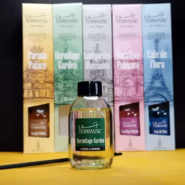 عطر خوشبو کننده محیط مدل هرمیتاژ گاردن رایحه ملون 100 میل لاتراس