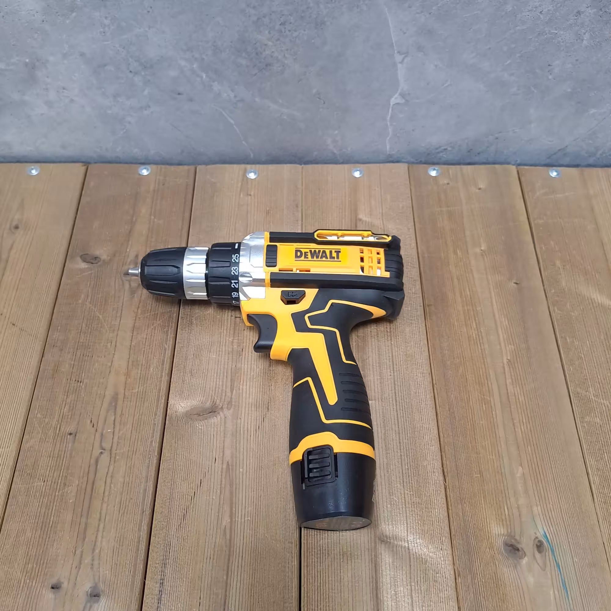 دریل پیچ گوشتی شارژی صنعتی  مدل 18V کد 01