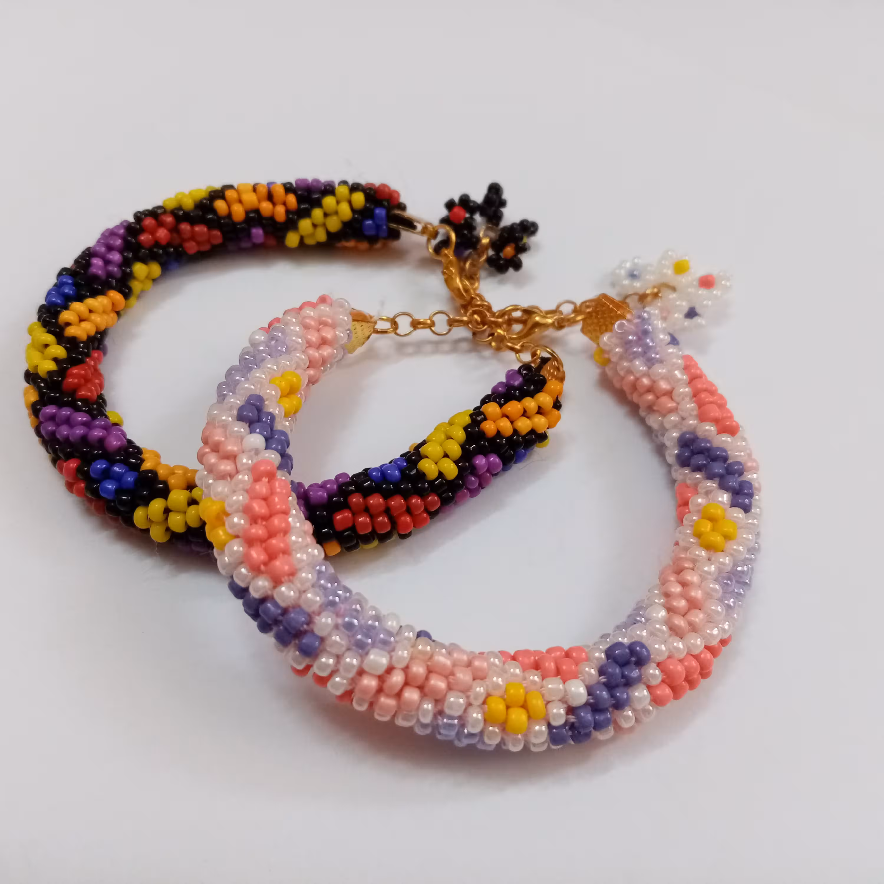 دستبند اسپیرال طرح سنتی