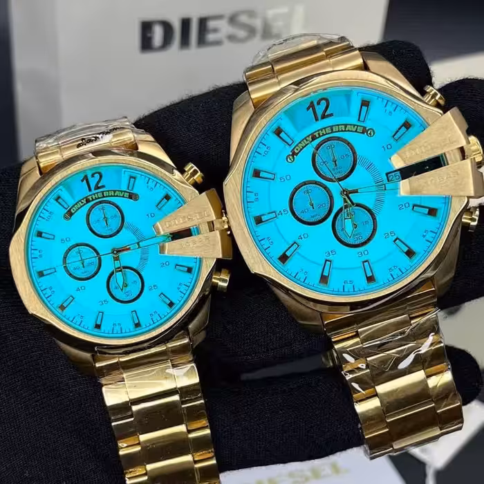 ساعت مچی زنانه و مردانه ست دیزل شاخدار موتور اصلی ژاپن کیفیت عالی بدنه و بند فلزی استیل با رنگ خاص صفحه 