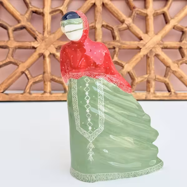 مجسمه خانم جنوبی طرح یک