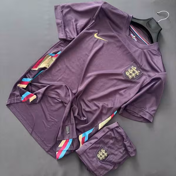 کیت دوم انگلیس یورو 2024 هواداری