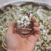 پک ده عددی گیفت نامزدی خام بدون گل آرایی طرح حلقه دو لایه با حک اختصاصی اسم و تاریخ نامزدی