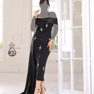 پیراهن مهمانی زنانه کرپ غواصی نگین دوزی ودنباله ساتن مدل ثمین