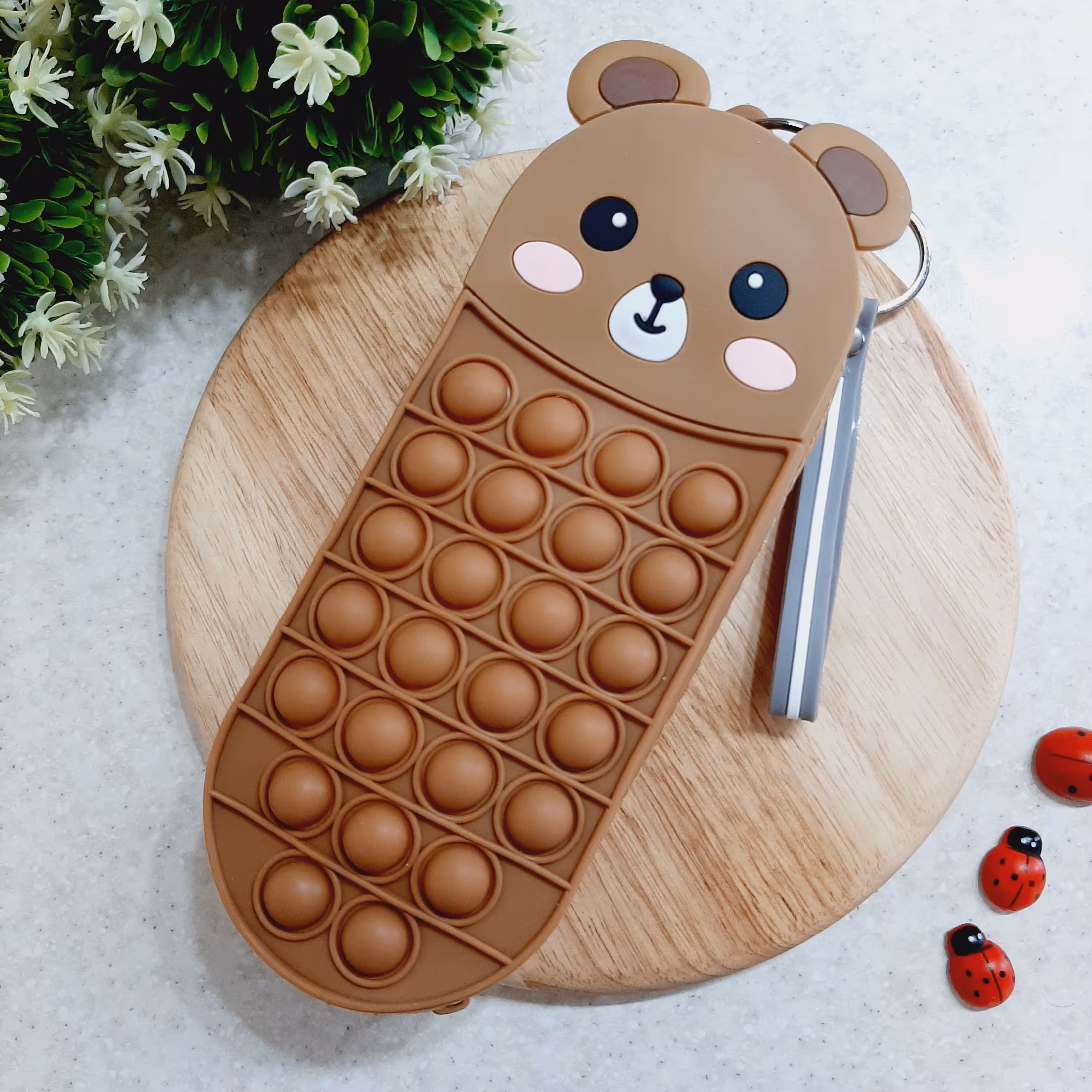 جامدادی سیلیکونی پاپیتی فانتزی طرح خرسی قهوه ای 