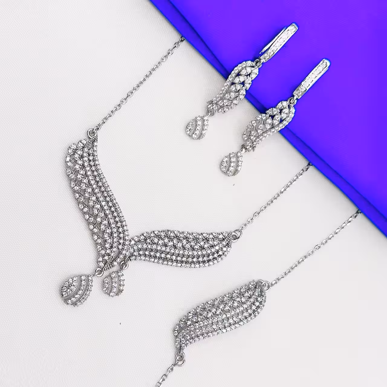 سرویس نقره جواهری زنانه کد 60149