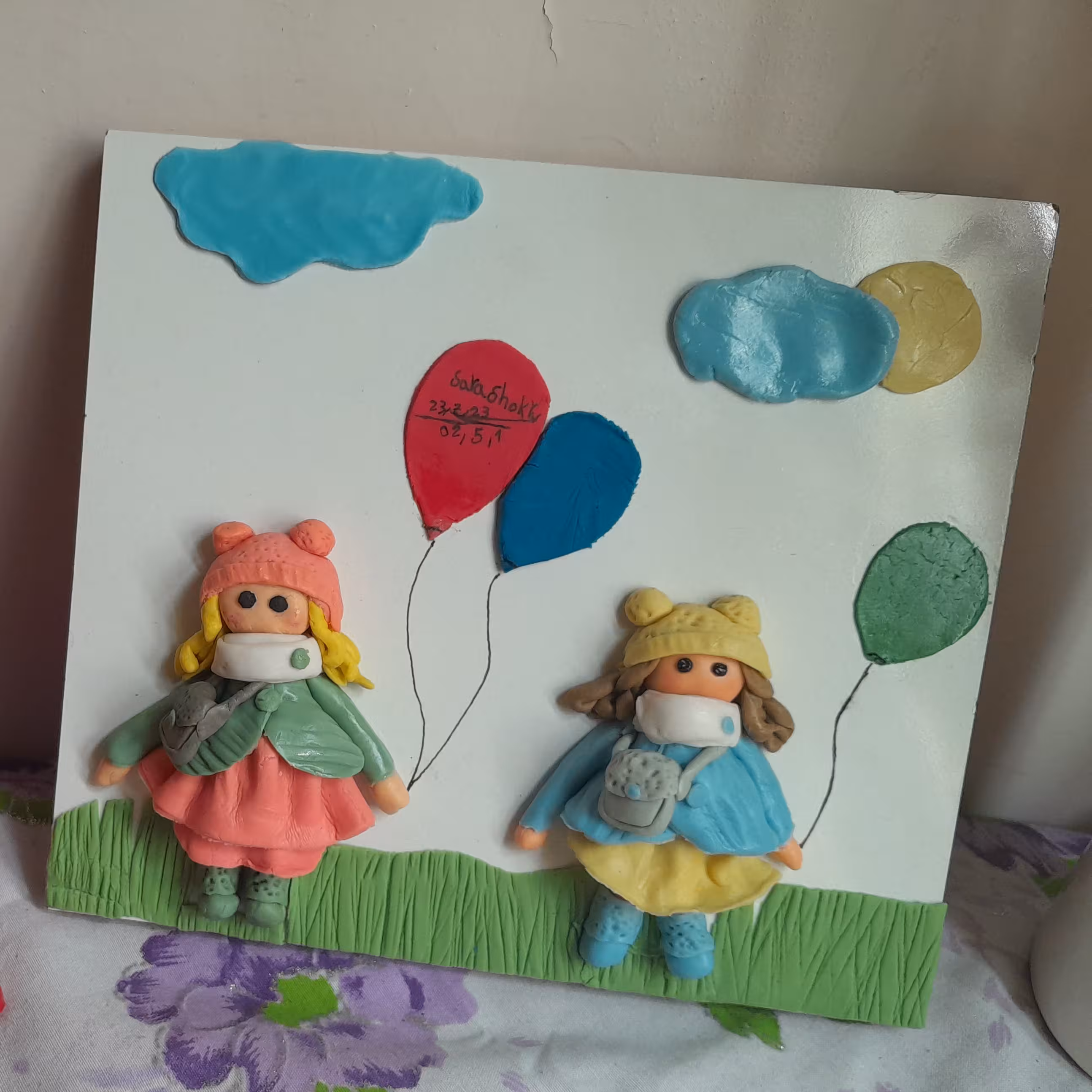 تابلو  خمیر چینی  زیبا که باسلیقه و خواست شما ساخته می شود.