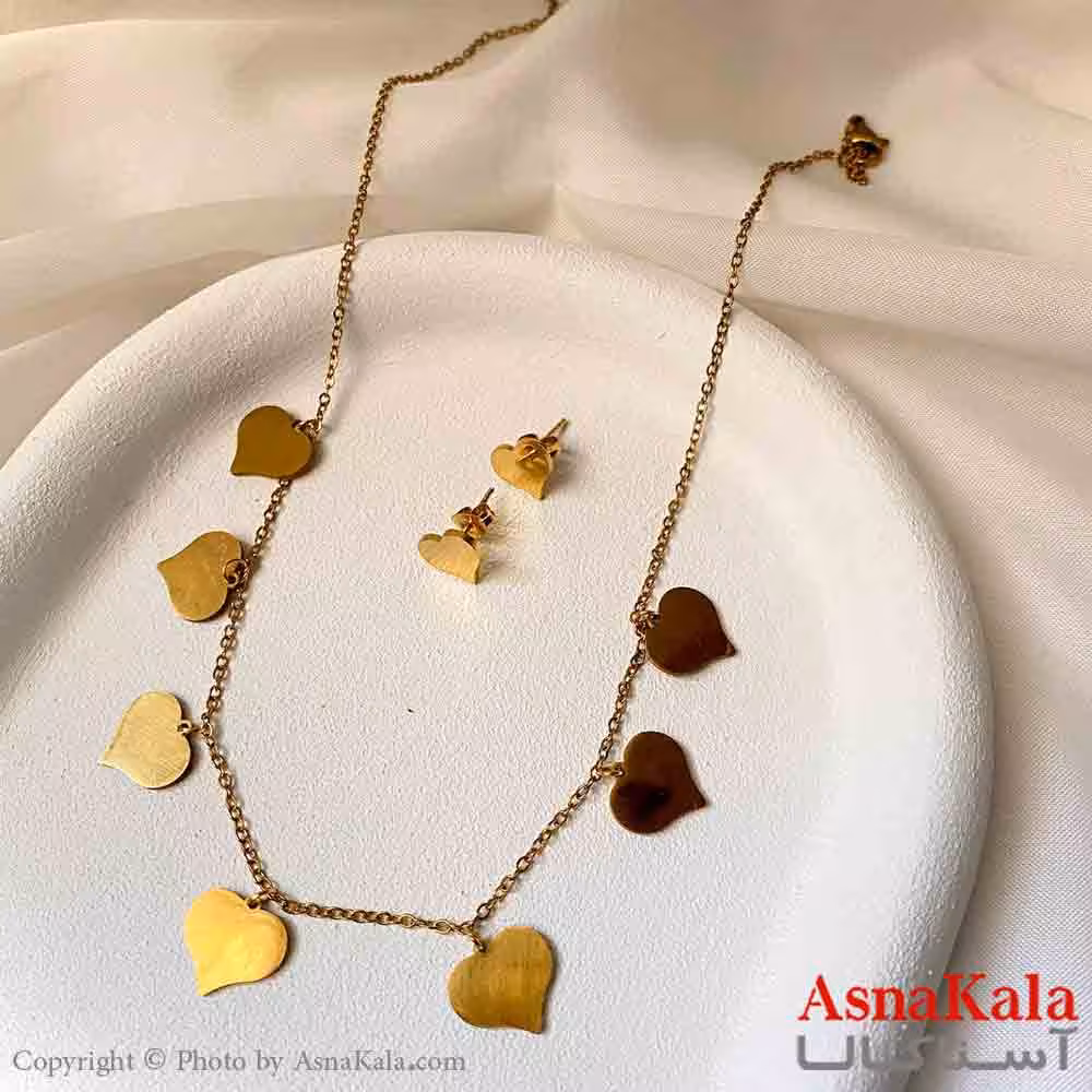 نیم ست زنانه شامل گردنبند و گوشواره استیل مدل قلب رنگ طلایی کد NIM14933W