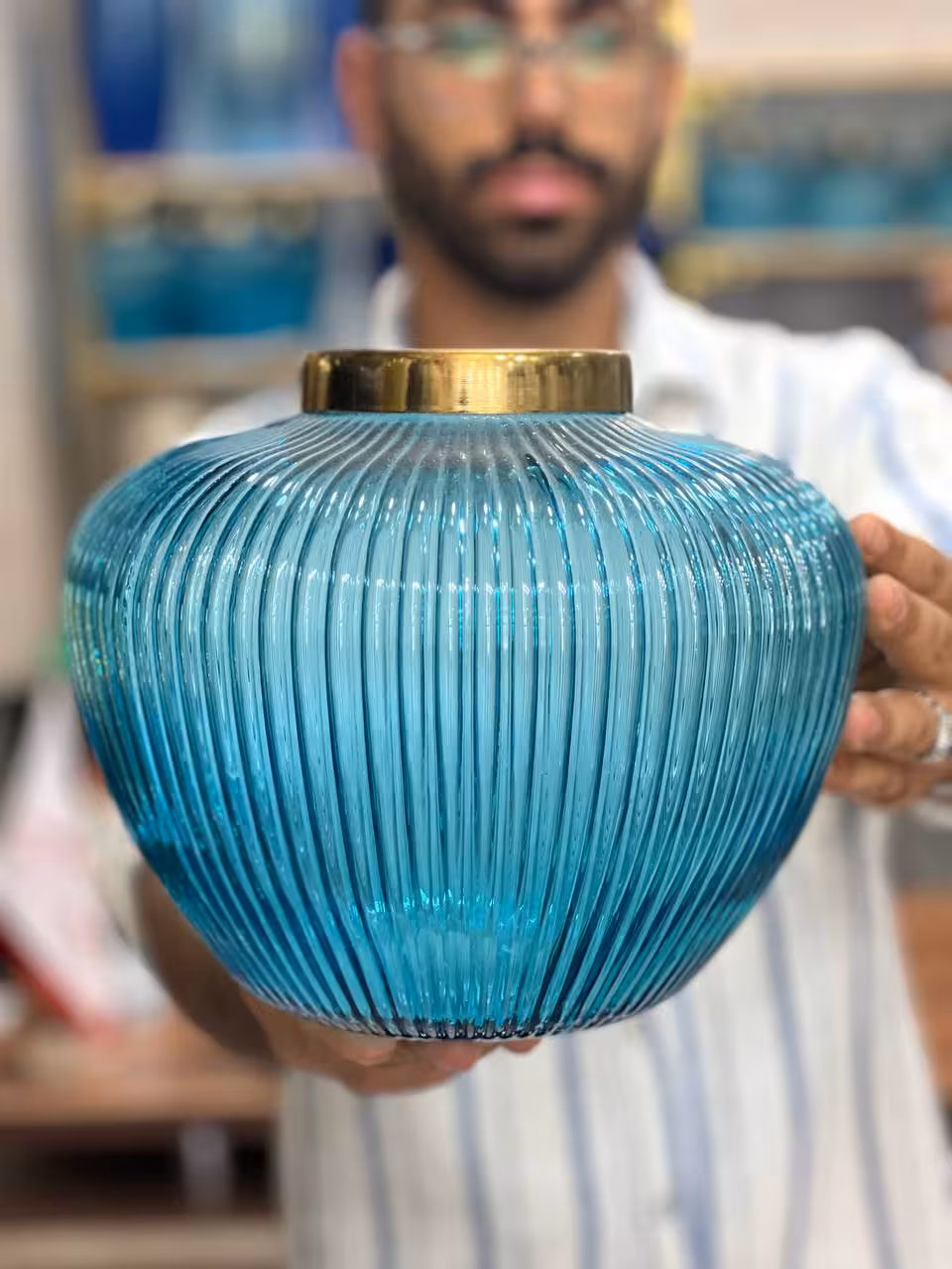 گلدان شیشه ای مدل ارکیده ابی کمرنگ