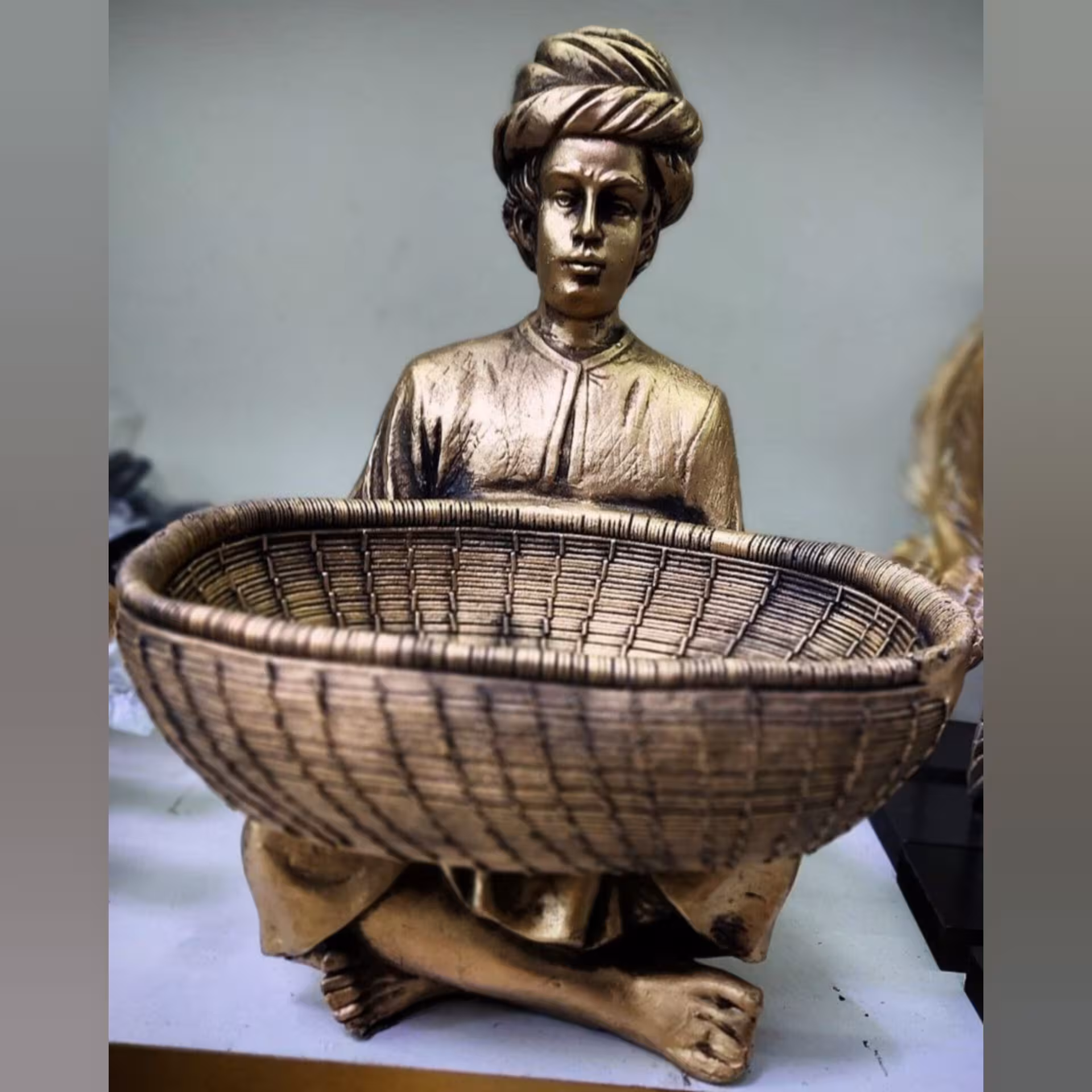 مجسمه پلی استر مدل غلام