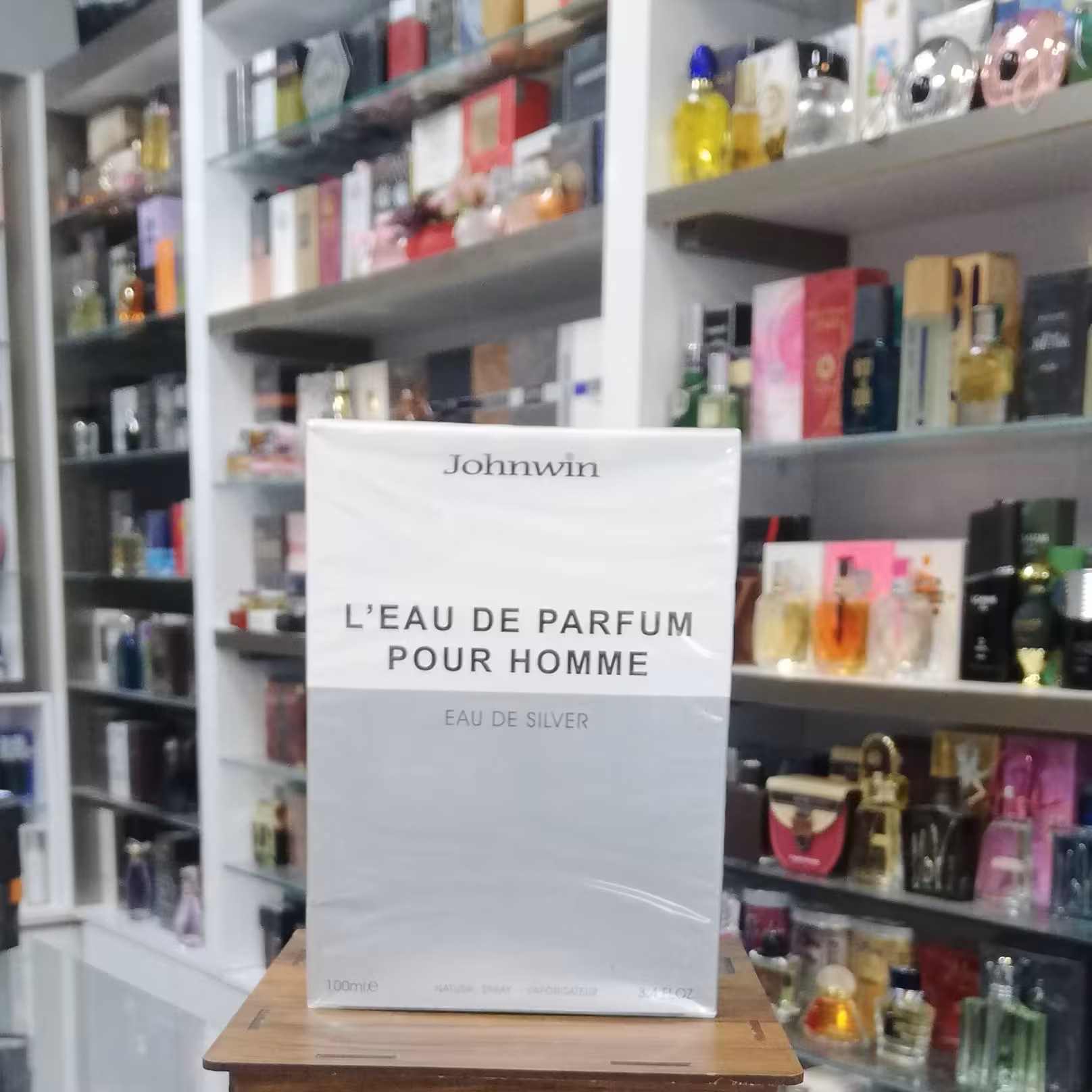 ادو پرفیوم جانوین L Eau De Parfume Pour Homme SilverJohnwin L Eau De Parfume Pour Homme Silver Eau de Parfum