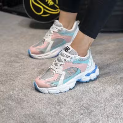 کتانی زنانه و دخترانه لژ کشی شده 37 تا 40ارسال رایگان در بوتیک آیسا