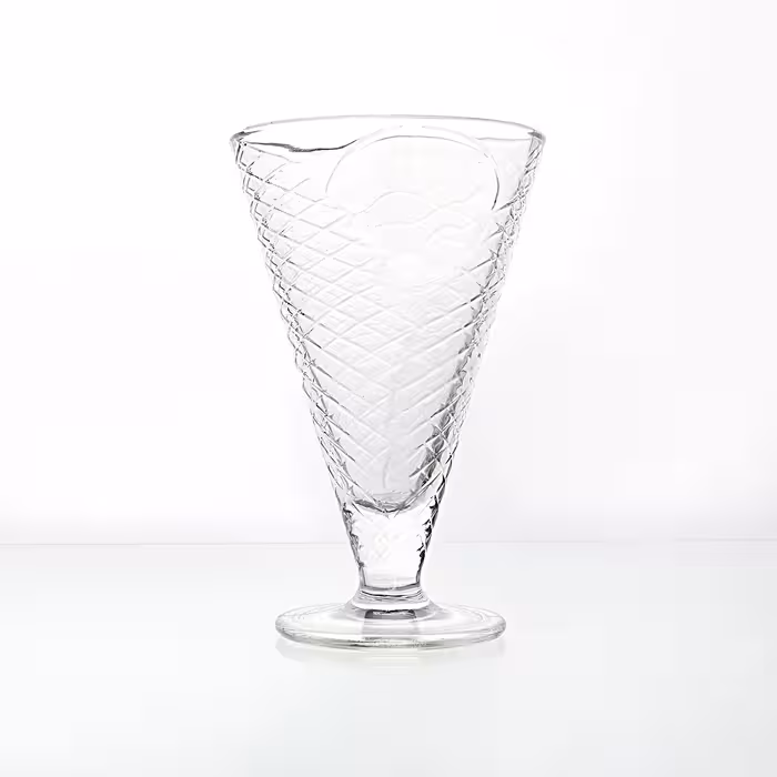 بستنی خوری طرح قیفی