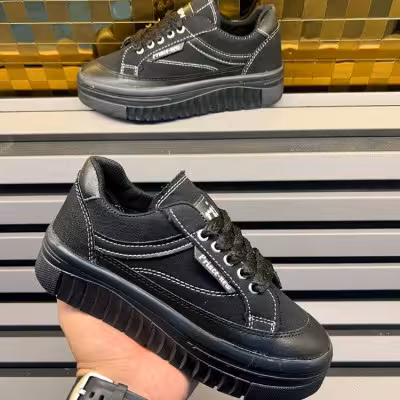 کتونی. مدل جدید و زیبا