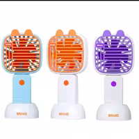 پنکه شارژی با طراحی زیبا کیفیت ساخت عالی دارای پایه رومیزی قدرتمند وزش باد عالی