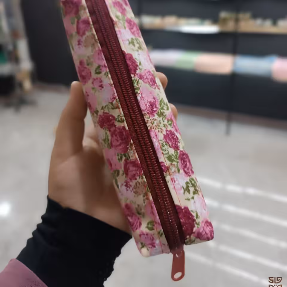 جامدادی گلگلی