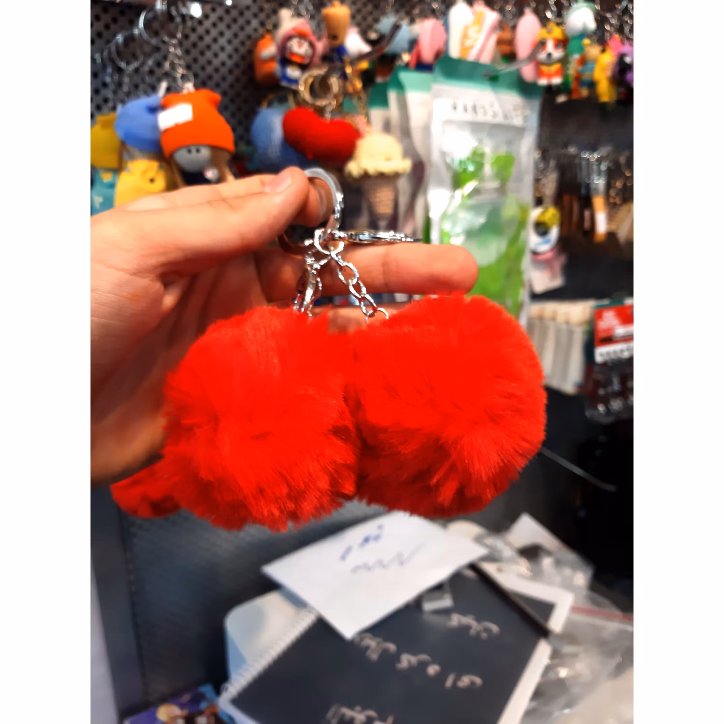 جاکلیدی خزدار پشمالو کیفیت و رنگ عالی برای خاص پسندان